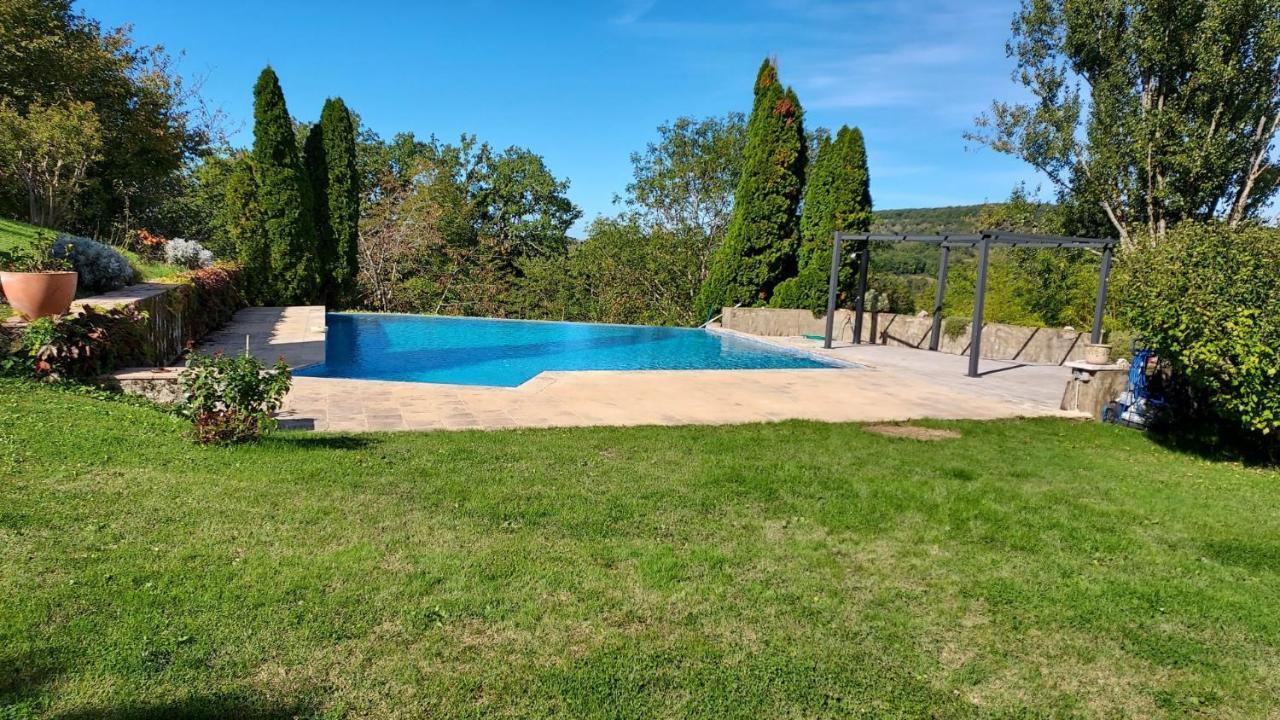 Manoir Le Moulinal47 - Vue Panoramique Hotel Courbiac ภายนอก รูปภาพ