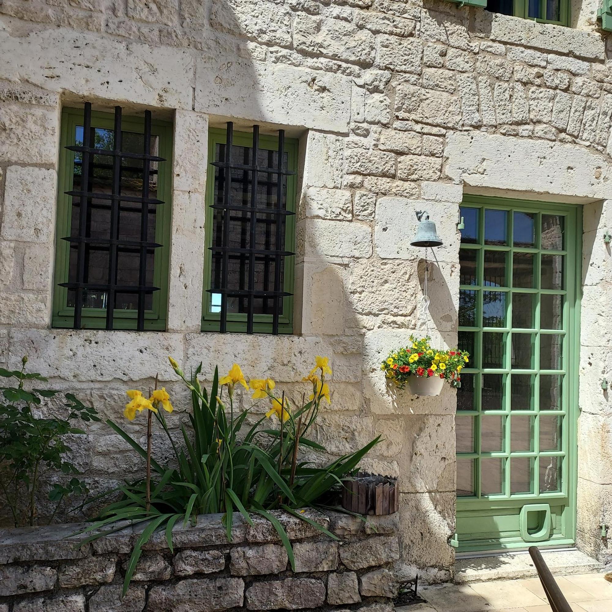 Manoir Le Moulinal47 - Vue Panoramique Hotel Courbiac ภายนอก รูปภาพ